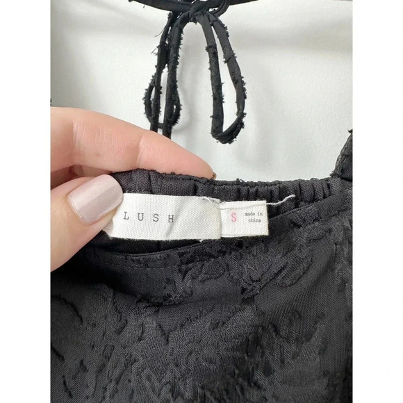 Nordstrom Lush Black Textured Puff Sleeve Mini Dress - Size Small - Picture 3 of 8